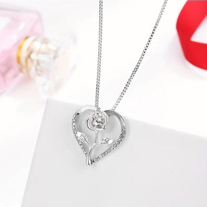 Cute Elegant Rose Flower Decor Rhinestone Heart Necklace - A Timeless Gift - Kabukis
