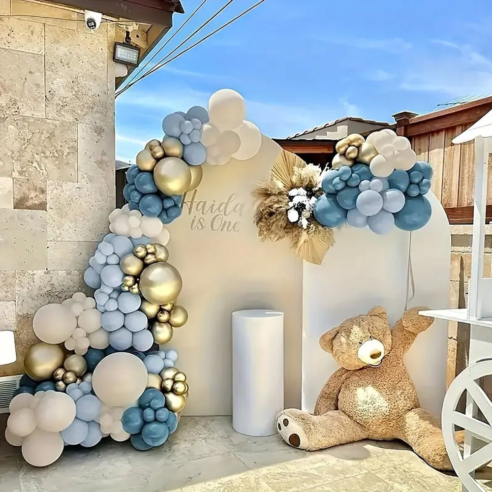 124pcs Blue, White & Golden Latex Balloon Arch Kit - Kabukis